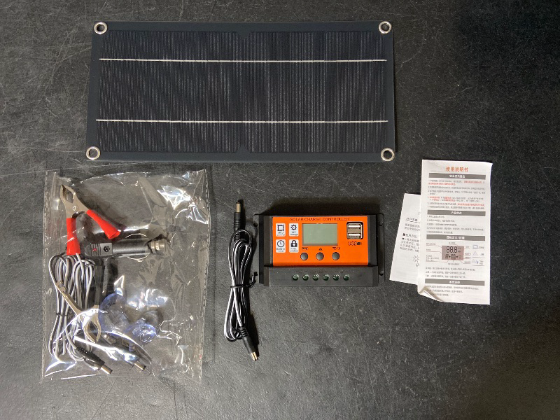 Photo 1 of 600W 18V Solar Panel Kit 100A Suitable for RV Camping and Off-Grid Power Supply