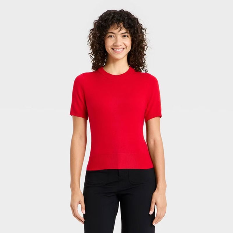 Photo 1 of Size M Womens Short Sleeve Lightweight Sweaters Crewneck Knit Pullover Tops with Crochet Sleeve Casual Crochet Blouse Shirt -Red