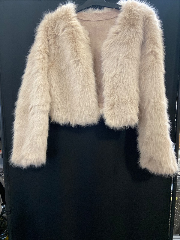 Photo 1 of Size M Size L 2pc set tan Cheetah Printed Faux Fur Bucket Hat and Fur-Free Fox and Mink (Faux Fur) Jacket
