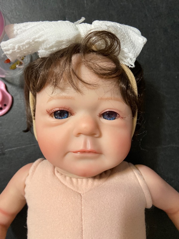 Photo 1 of Lifelike Reborn Baby Dolls Cheap 18 Inch Realistic Newborn Girl Dolls with Poseable Body Soft Weighted Real Life Looking Baby Doll Real Babies Reborn Doll with Toy Accessories Gift for Kids