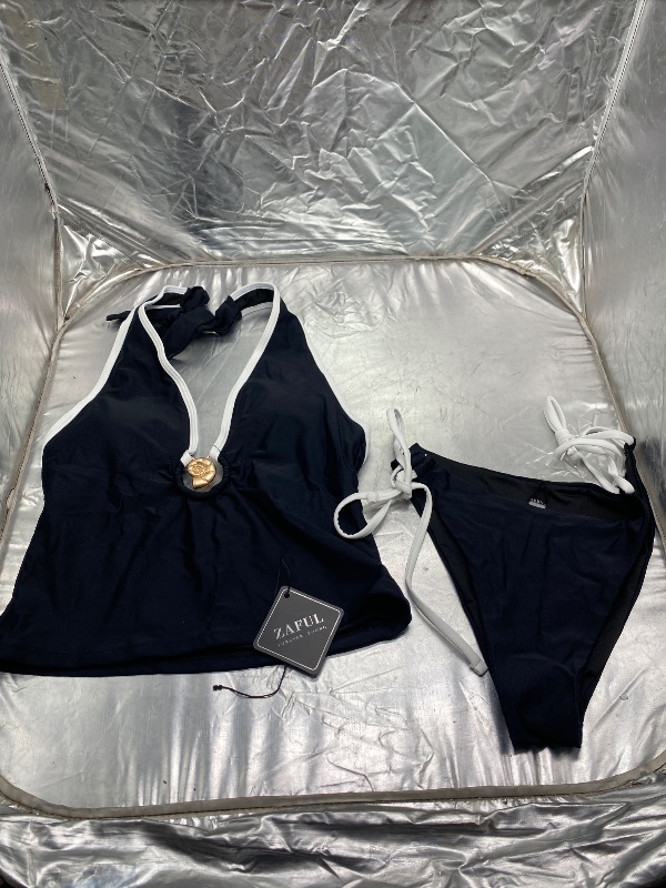 Photo 1 of black size medium ZAFUL Women's sea shell V Neck Tummy Control High Waisted Halter Swimsuits