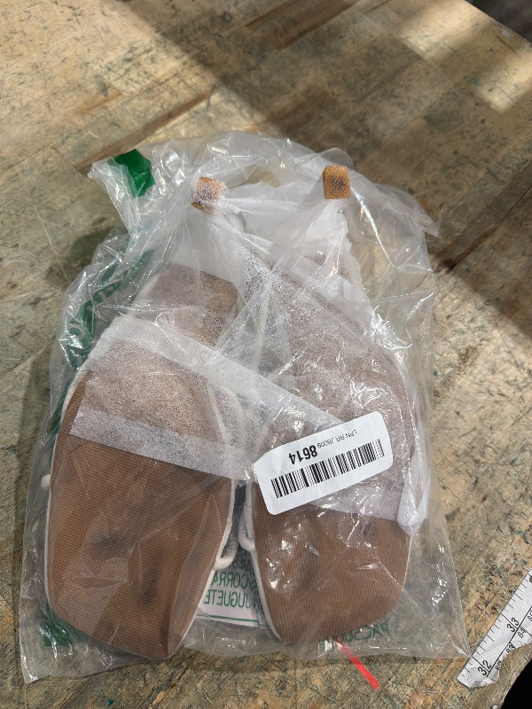 Photo 1 of ***FLOWER ON 1 OF THE SHOES IS BROKEN**** MakeMeChic Women's Open Toe Floral Kitten Heels Flower Summer Beach Sandals White Pink 7.5