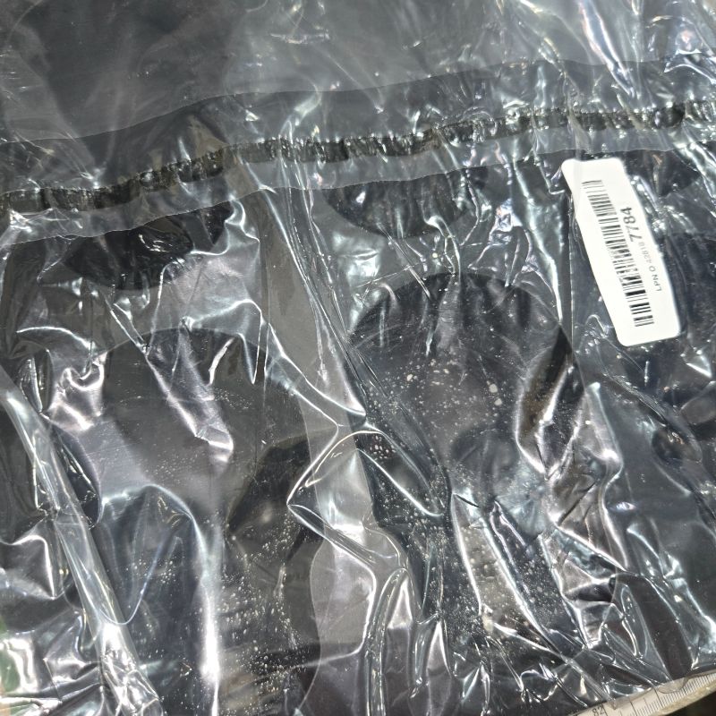 Photo 1 of ***USED**  Skull Silicone Baking Pan for Halloween Pizza Cake, 6 Cavities 3D Large Molds, Nonstick Skeleton Head for Soap Ice Tray Oven Safe