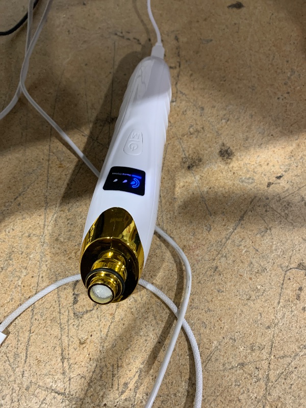 Photo 1 of 2025 Pore Vacuum, USB Rechargeable Blackhead Remover Vacuum,3 Levels Adjustable Pore Vacuum Blackhead Remover, with 5 Suction Power,6 Probes,Face Vacuum Pore Cleanser for Women & Men-Gold