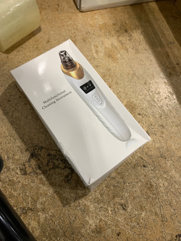 Photo 1 of 2025 Pore Vacuum, USB Rechargeable Blackhead Remover Vacuum,3 Levels Adjustable Pore Vacuum Blackhead Remover, with 5 Suction Power,6 Probes,Face Vacuum Pore Cleanser for Women & Men-Gold