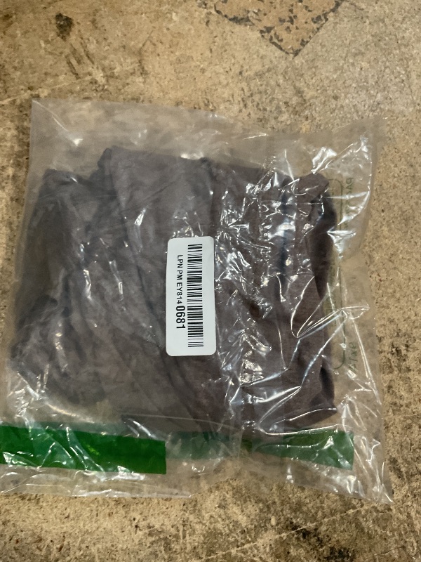 Photo 1 of (medium*) YOKGO Womens Summer Tops Short Sleeve Shirts V Neck Basic Tees Cap Sleeve T Shirts Casual Trendy Spring Fashion Clothes 2025 Khaki