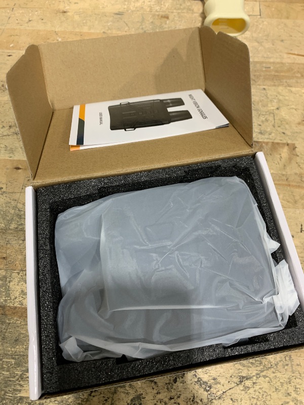 Photo 1 of ***CRACKED SCREEN NON-FUNCTIONAL**** Night Vision Goggles - 4K Night Vision Binoculars with 5000mAh Rechargeable Battery, 32GB TF Card can Save Photo and Video, 3'' HD Screen for Camping & Security, Black