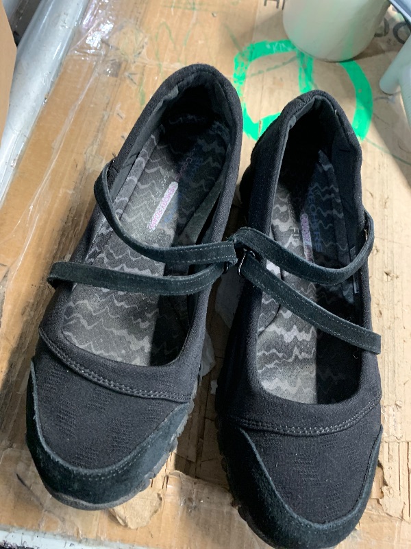 Photo 1 of ***(heavily used/ minor damage)***Skechers Women's Bikers MC - Get Up Mary Jane Flat, Black, 7 M US