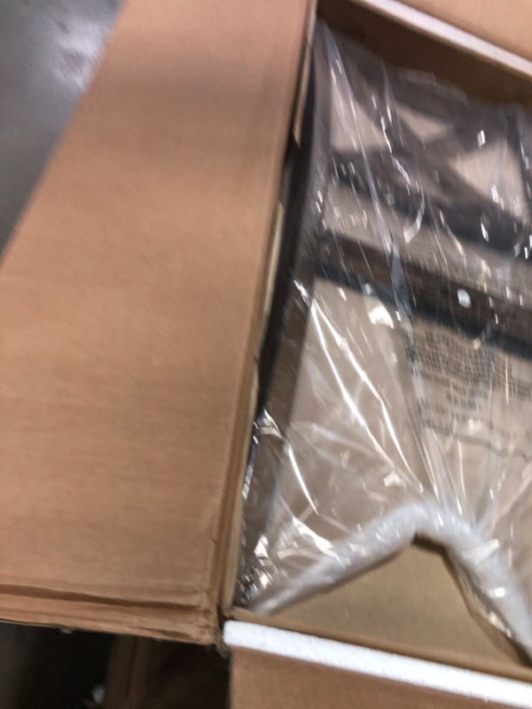 Photo 1 of ****************INCOMPLETE SET, THIS IS ONLY THE4 CHAIRS*************
Zevemomo 6-Piece Solid Wood Dining Table Set, Including 1 Dining Table, 4 Upholstered Chairs and 1 Bench, Wooden Dining Table Set for Kitchen, Dining Room, Walnut