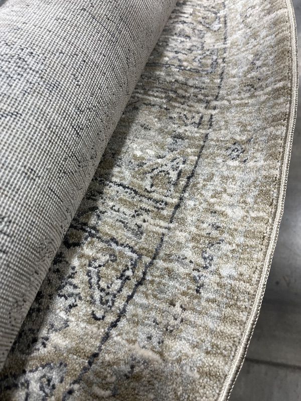 Photo 1 of ***ROUND RUG***
STOCK PHOTO FOR REFERENCE OF COLOR/DESIGN 
Loloi Amber Lewis Alie Collection ALE-03 Taupe/Dove 7'-10'' x 7'-10'', .13'' Pile Height, Round Area Rug