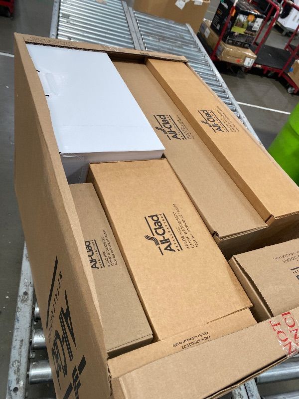 Photo 1 of ***(PARTS ONLY/ MISSING PARTS/ NOT A COMPLETE SET)***
All-Clad Copper Core 5 Ply Stainless Steel Cookware Set 15 Piece, Oven Broiler Safe 600F, Cookware, Stockpot, Pots and Pans Set, Silver