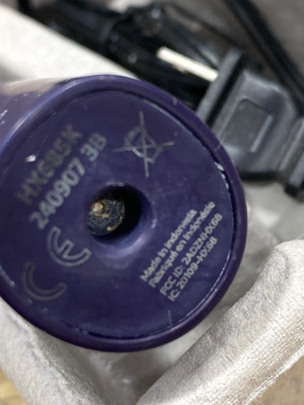 Photo 1 of **TRAVELING CASE AND HEADS MISSING**Philips Sonicare ProtectiveClean 5300 Rechargeable Electric Toothbrush, with Pressure Sensor, 3 Cleaning Modes, SmarTimer and QuadPacer, with 2 Bonus Brush Heads, Travel Case, Black, Model HX6423/34