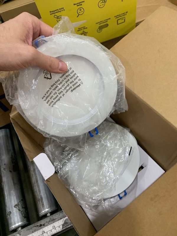 Photo 1 of ************MISSING ALL BUT 2*************
Sunco 6 Pack 6 Inch Recessed Light with Night Light, LED Can Lights Retrofit Lighting, 1000 LM, 12W, Selectable CCT 2700K/3000K/4000K/5000K/6000K, Dimmable, Damp Rated ETL