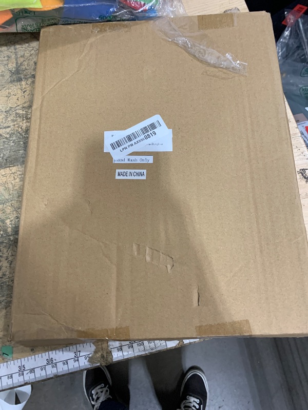 Photo 1 of **HANDLE IS BROKEN OFF** Acacia Wood Round Cutting Board and chopping board with Handle for Meat,Cheese,Vegetables, Bread,Charcuterie - Decorative & Reversible Serving Board for Kitchen and Dining Room - 9.85”x 13.75”