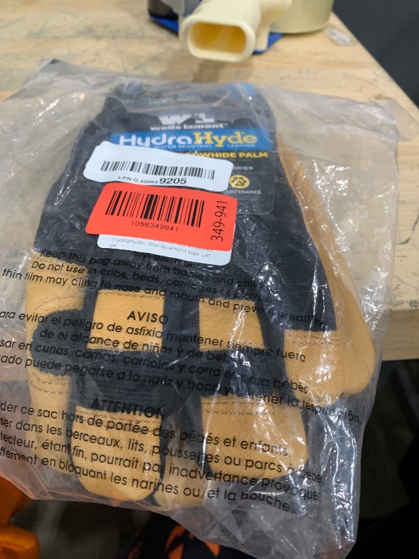 Photo 1 of **** ONLY 1*** 3 Pack Leather Work Gloves (hydrahyde) WelllsLamont size Large