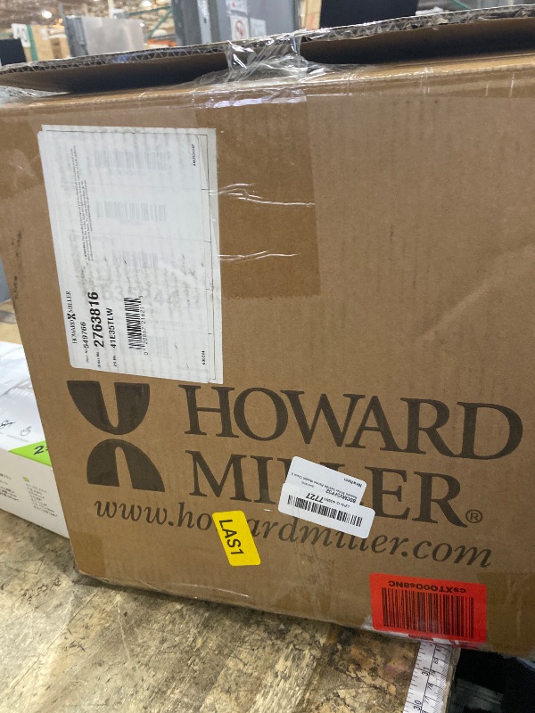 Photo 1 of ***GLASS NOT CONNECTED TO CLOCK FRAMING***** Howard Miller 549766 Parma Mantel Clock II