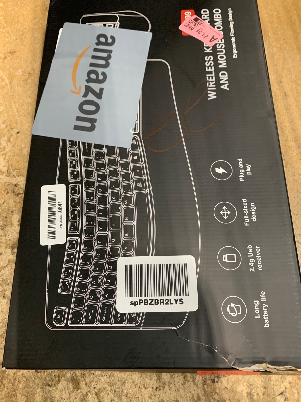 Photo 1 of ***************Missing mouse connector************
Wireless Keyboard and Mouse Combo, 2.4G Full Size Wave Keys Ergonomic Keyboard with Wrist Rest and 3-Level DPI Adjustable Wireless Ergonomic Mouse for Windows, Mac OS Desktop/Laptop/PC(White)