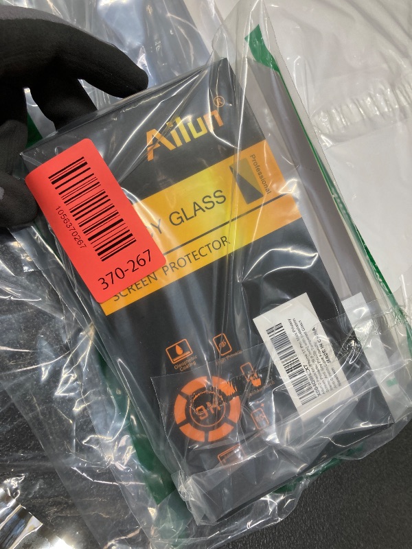Photo 1 of *Damaged box* Ailun 3 Pack for iPhone 17 Pro Max Privacy Screen Protector [6.9 inch] with installation frame, Anti Spy Private Tempered Glass Anti-Scratch Case Friendly
