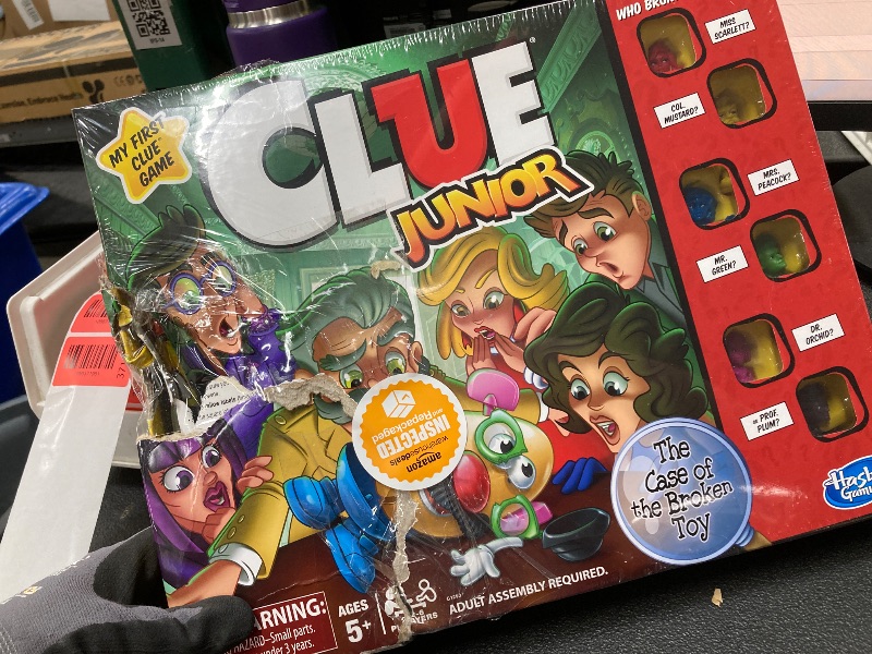 Photo 1 of *Box damaged* Clue Junior 