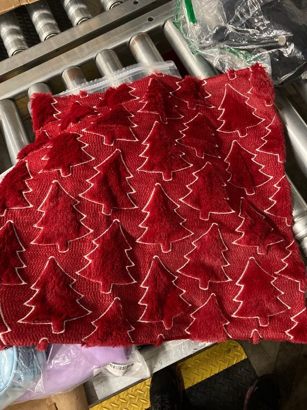 Photo 1 of **ONE**KEVIN TEXTILE CHRISTMAS PILLOW COVER 18X18
