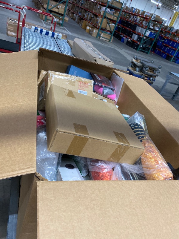 Photo 1 of ******NO  REFUND **** NO RETURN***** Nellis Variety Box: Medium