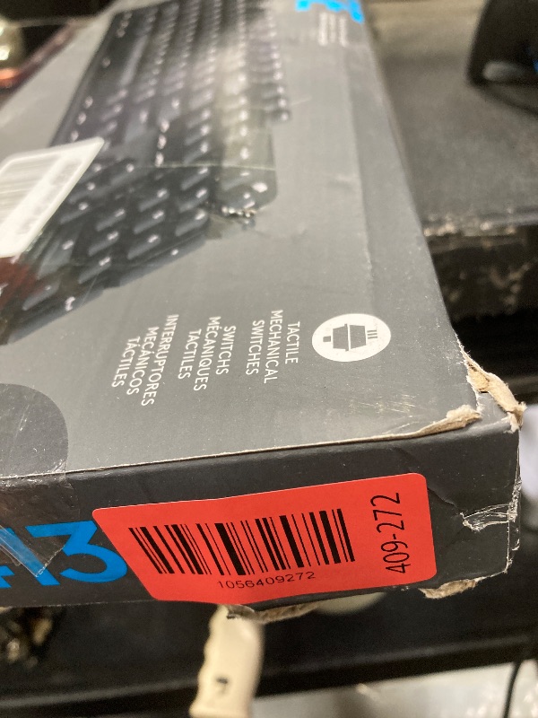 Photo 1 of ***Missing 3 or 4 keys on the top row.***Logitech G413 SE Full-Size Mechanical Gaming Keyboard - Backlit Keyboard with Tactile Mechanical Switches, Anti-Ghosting, Compatible with Windows, macOS - Black Aluminum***Missing 3 or 4 keys on the top row.***