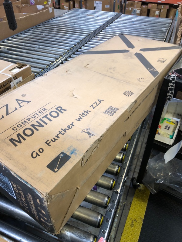 Photo 1 of ZZA MONITOR BROKEN HALF OF SCREEN BLACK