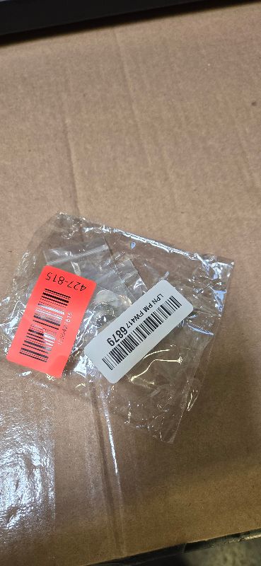 Photo 1 of 6 Pairs Mini Magnetic Pin Brooch Converters Magnetic Metal Pin Backs Clothing Magnet Buckle Magnet Metal Lapel Pins Brooch Holder Converter for Hijab Scarf Shawl Thin Fabric Invisible Christmas