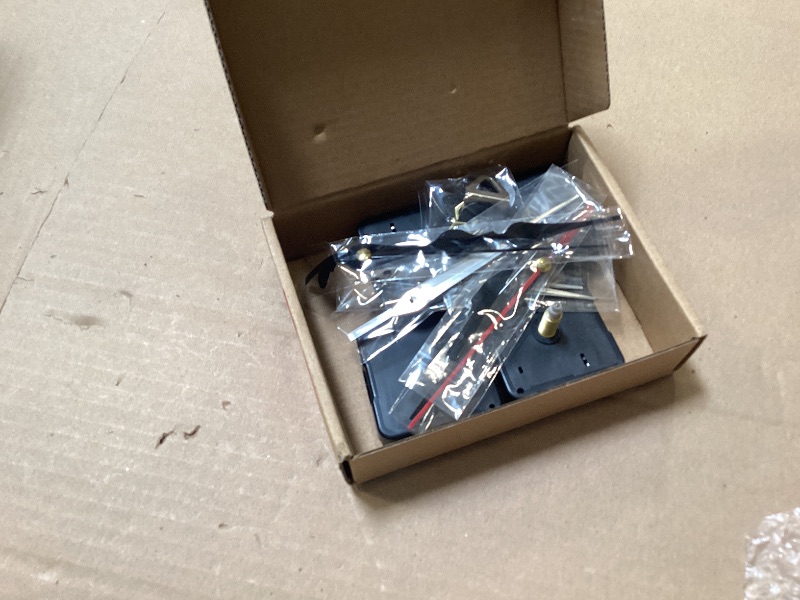 Photo 1 of 4 PCS High Torque Quartz Clock Movement Mechanism Replacement Clock Kit with 5 Different Pairs of Hands Clock for DIY Repair Clock Parts Shaft Lengths 12mm 15.5mm 21.5mm (Style 1)