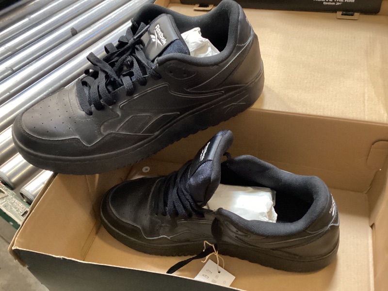 Photo 1 of Reebok Adult Unisex ATR Chill, Black, 12