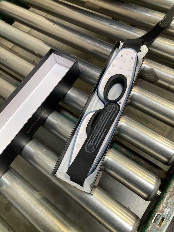 Photo 1 of Pedete Red Light Therapy for Eyes, 3 Modes Under-Eye Red Light Eye Mask, Eye Massager for Fine Lines Eye Bags and Dark Circles for Men Women(Black)