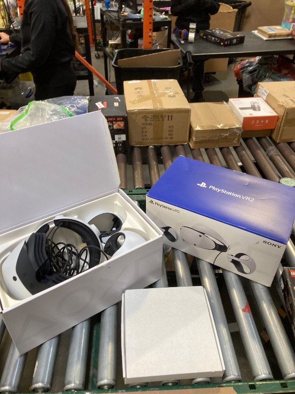 Photo 1 of PlayStation VR2 (PSVR2)