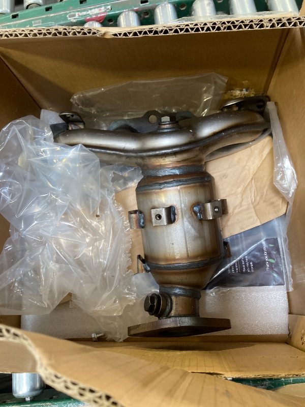 Photo 1 of [Front]FortunaFlow Exhaust Manifold Catalytic Converter Compatible with Hyundai Tucson 2010-2015,Kia Sportage 2011-2016 2.4L,Replace 641484,14650,41131(EPA Compliant+standard)