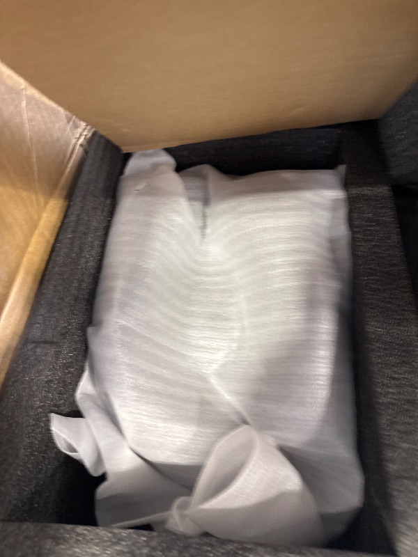 Photo 1 of CHIKADIV Mini Scuba Tank with Sub-Mask, 0.5L Scuba Tank with Snorkel Mask Lung with Full-face Mask Underwater Breathing Mask E Black