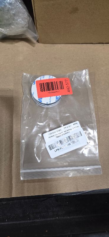 Photo 1 of Magnetic  Detector Sticky Pads Magnetic Adhesive Pads 3PCS Magnetic Smoke Alarm Fixing Mount No Drilling Magnet Holder Installation Tool for Smoke Fire Alarms Detector