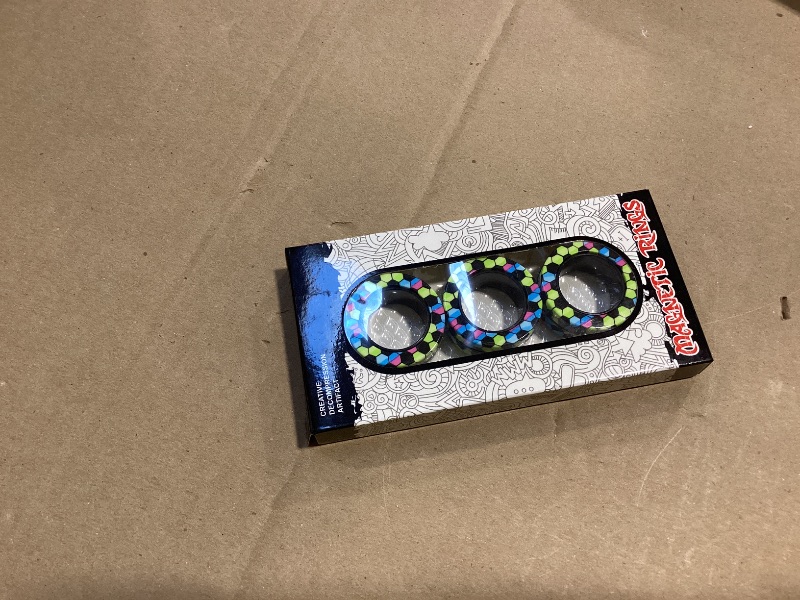 Photo 1 of 3 pcs Magnetic Rings Fidget Toys Spinner Set  