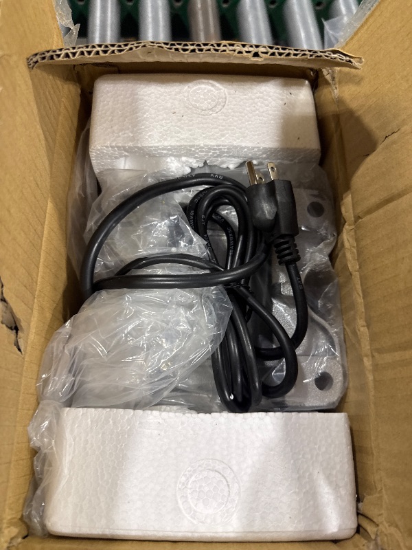 Photo 1 of MYOYAY Concrete Vibrator, 280W Electric Concrete Vibrator Concrete Motor Vibrating Shaker Table Vibrator Motor Heavy Duty Machine 110V 60HZ 2840RPM 300KGF with 5.9fts Power Cable