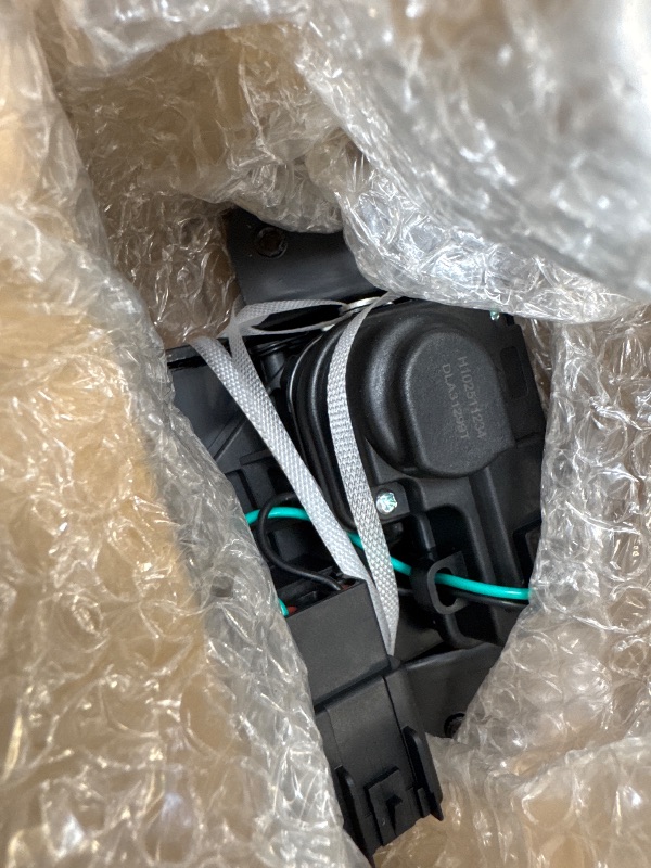 Photo 1 of Tailgate Trunk Door Lock Actuator Motor with 4 Pins Replacement for Chevrolet Equinox Tahoe GMC Saturn Cadillac without Power Liftgate