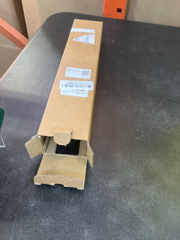 Photo 1 of VAEHOLD Black Hat and Coat Wall Mount Rack 5 Hooks for Robes, Bags, Keys, and Towels Bathroom Towel Hanger Organizer (1 Pack)