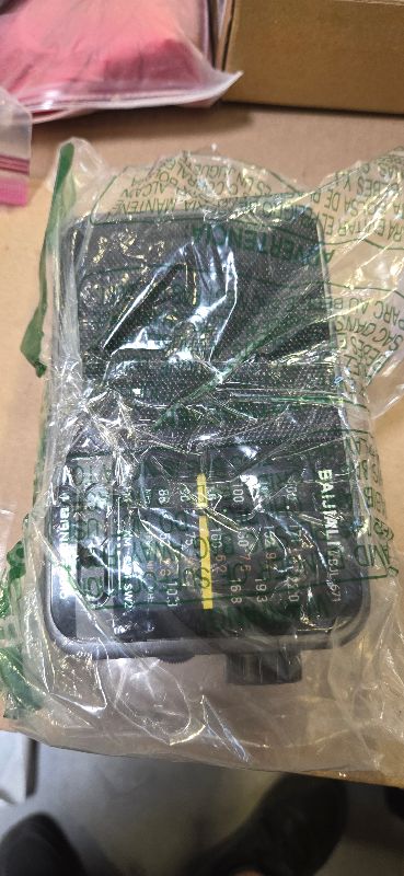 Photo 1 of Small battery radio