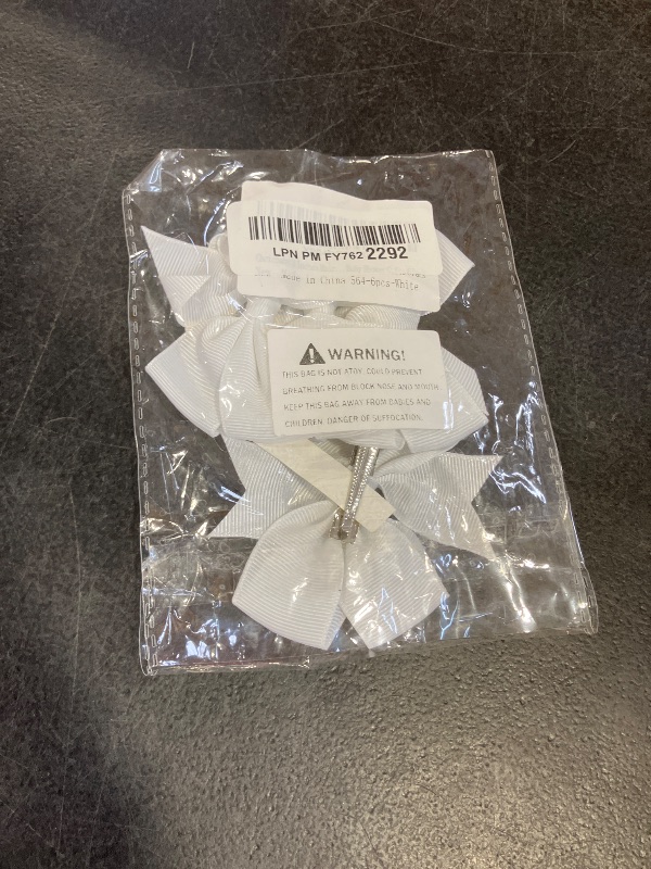 Photo 1 of Choicbaby 3 Inches Hair Bows for Girls White Grosgrain Ribbon Pinwheel Hair Bows Clips Toddler Hair Clips for Birthday Baby Shower Gifts 6 Pack Photo Props