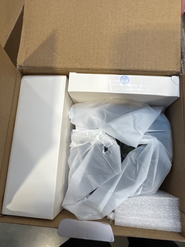 Photo 1 of ?Electric Focus?Magcubic Mini Projector 4K Support, Portable Projector with WiFi 6 and Bluetooth 5.4, Smart Proyector, 5W Soundbase Speaker, 180°Rotation for Home Theater