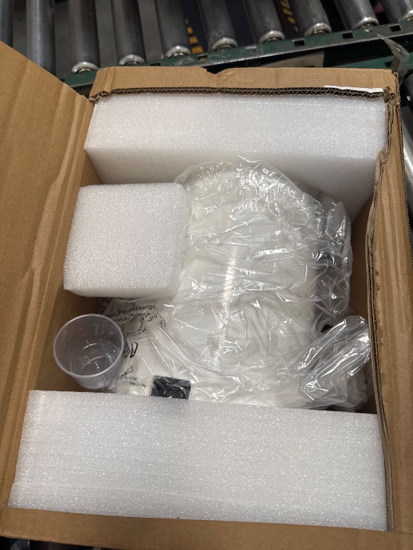 Photo 1 of 8 in 1 Nut Milk Maker Machine, 40oz Automatic Soy Milk Maker Blender, Homemade Soy Milk, Almond Milk, Oat Milk,Juice, Plant Based and Non Dairy Beverages, 12H Delay Start/Keep Warm/Self Cleaning