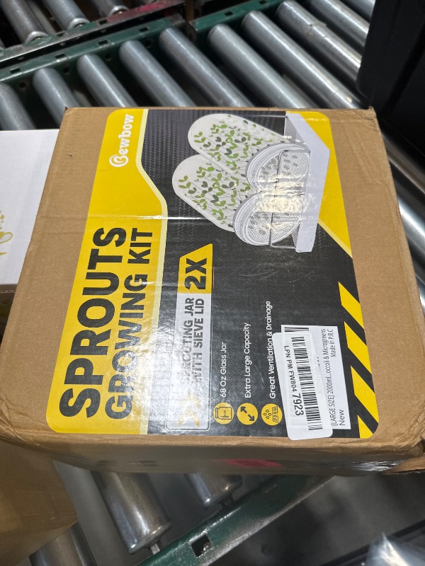 Photo 1 of [LARGE SIZE] 2000ml(68oz) Seed Sprouting Mason Jar Kit with Stand,Drain Tray, Screen Lids,Blackout Sleeves,Good Ventilation & Drainage Capacity,Growing Fresh Organic Mung Beans,Broccoli & Microgreens