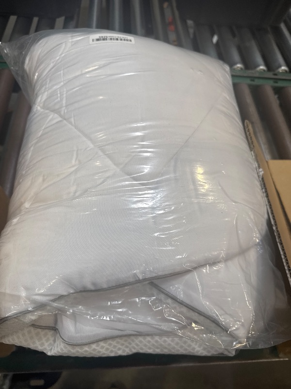 Photo 1 of 3 Inch Ultra-Fluffy Memory Foam Mattress Topper Twin for Back Pain, Extra Soft Pillow Top Twin Mattress Topper with 4X Support, Mattress Pad with Breathable Air Mesh Sides, 6-21'' Deep Pocket