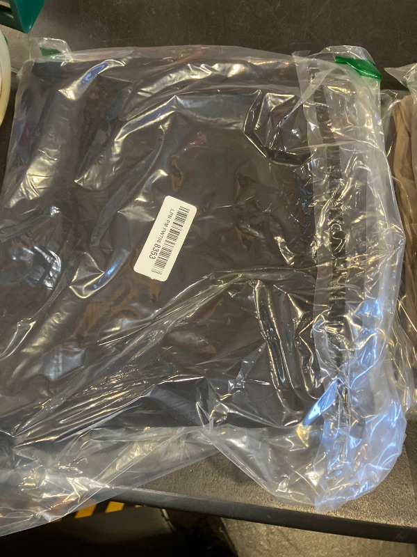 Photo 1 of Amazon Essentials Men's 10" Lightweight Ripstop Stretch Multi-Pocket Cargo Shorts, Black, 34