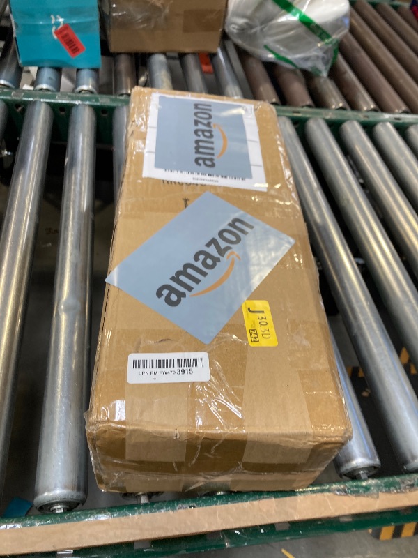 Photo 1 of Hebdids Decorative Giraffe Statue, Modern Art Animal Statue, for Home and Garden Decoration, for Living Room Shelves and Office Decoration, Silver 17.72in