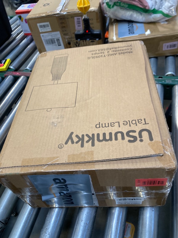 Photo 1 of USumkky 23.75" Modern Green Ceramic Table Lamp Set of 2 for Living Room, Farmhouse Bedside Nightstand Lamp for Bedroom Home Office Dorm