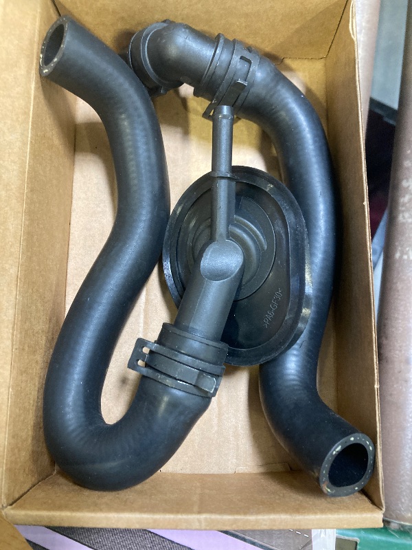 View 2 of 2038300596 2 Heater Hoses Set Fit for Mercedes C240 C32 AMG C320 C55 AMG CLK320 CLK500, Radiators Coolant Hose Replace 2038300396