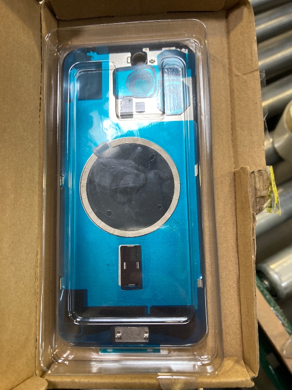 Photo 1 of 1PC Rear Back Cover Replacement Glass for iPhone 16 PRO MAX 2in1 Battery Cover Glass Door Panel Housing Big Hole Replacement Part with Small Parts Metal Plate Magnetic (Natural)